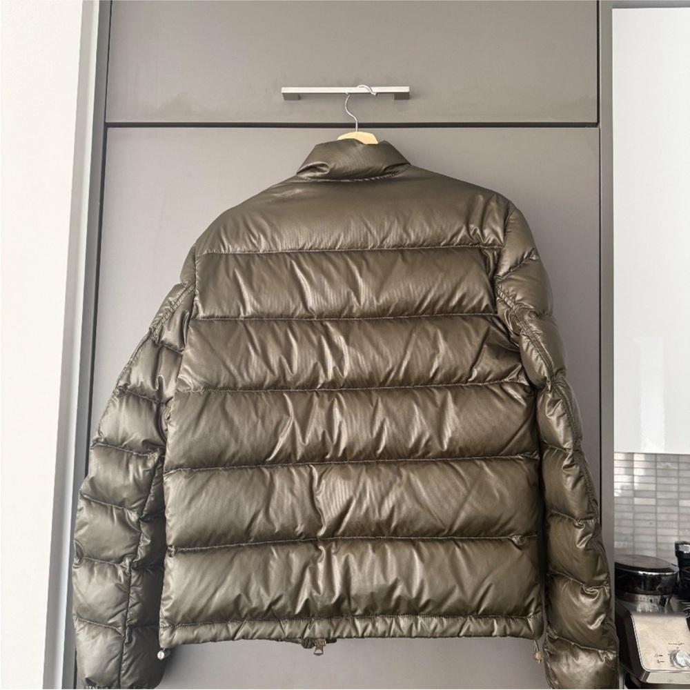 Burberry Down Filled Erwood Puffer Jacket (Unisex) - Picture 10 of 13
